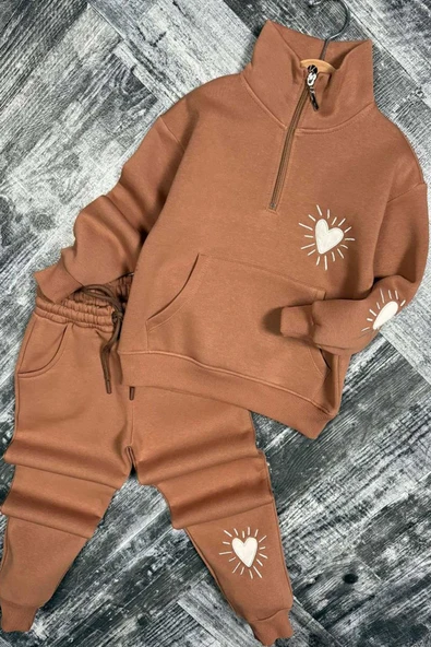 Kız Çocuk Kalp Emoji Baskılı Kanguru Cepli Fermuarlı Sweat Taba Eşofman Takım - Resim 4