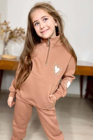 Kız Çocuk Kalp Emoji Baskılı Kanguru Cepli Fermuarlı Sweat Taba Eşofman Takım - Resim 2