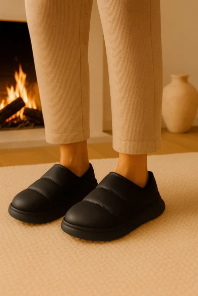 Peluş İçi Yünlü Kışlık Panduf Siyah Kadın Ev Terliği ürün görseli