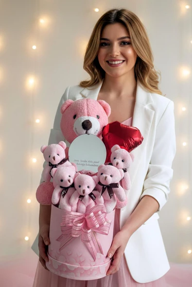 Mesajlı Ayna ve Kalpli Kutuda Pembe Delüxe Peluş Ayıcık Buketi – Romantik Hediye Seti ürün görseli