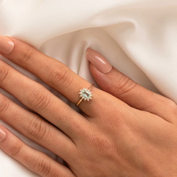 Gümüş Yüzük - 1.05 Karat Green Topaz 0.30 Karat Swarovski Taşlı Vintage Tasarım 925 Ayar Gümüş Yüzük - 5