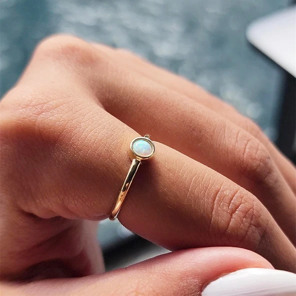 Gümüş Yüzük - Minimal Opal Tek Taş Şans ve Uğur 925 Ayar Gümüş Yüzük - 10