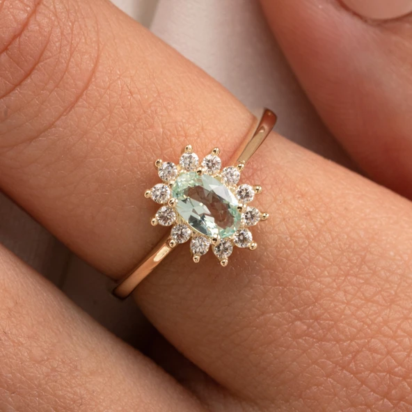 Gümüş Yüzük - 1.05 Karat Green Topaz 0.30 Karat Swarovski Taşlı Vintage Tasarım 925 Ayar Gümüş Yüzük - 9