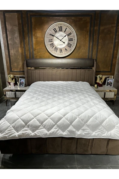 Yüncü Hanım Çift Kişilik Merinos Kuzu Yünü Yorgan (%100 SAF MERİNOS KUZU YÜNÜ) 195 X 215 Cm Ebat, 3000 gram - 3