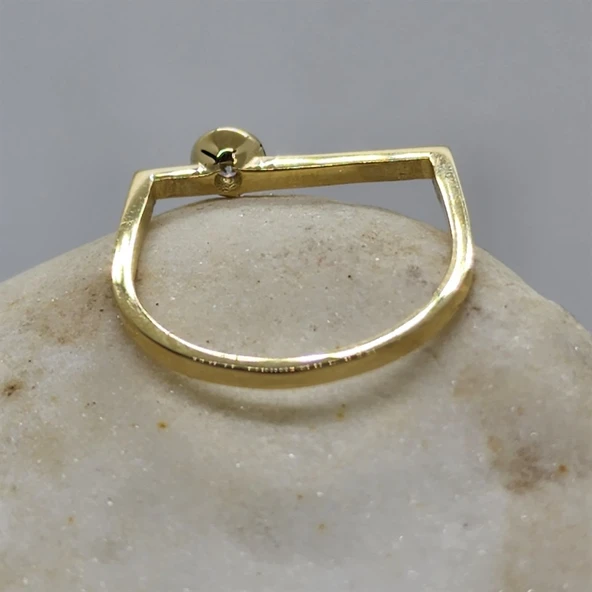 Gümüş Yüzük - 0.25CT Pırlanta Montörü (Swarovski) Taşlı Kare Kol Tasarım 925 Ayar Gümüş Tektaş Yüzük - 8