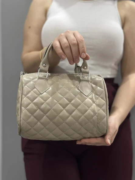 BİÇOMİ Kapaksız kapitone bej cilt çanta ürün görseli