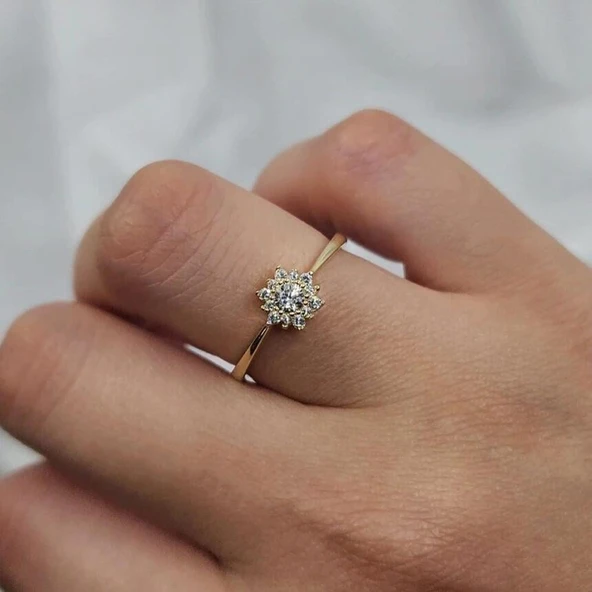 Gümüş Yüzük - Zirkon (Beyaz) Taşlı Gül Evlilik Teklifi Yüzüğü - Hediyelik 925 Ayar Kadın Gümüş Yüzük