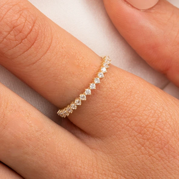 Gümüş Yüzük - Yarım Tur Alyans Zirkon Taşlı 925 Ayar Gümüş Yüzük - 4