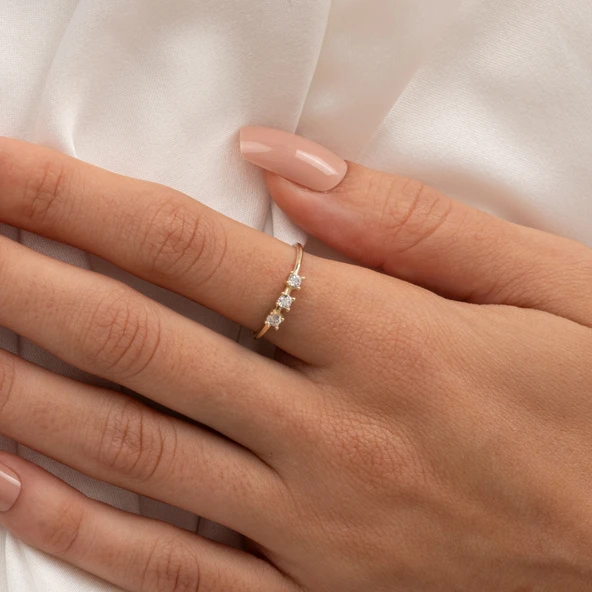 Gümüş Yüzük - Swarovski Tria Taşlı Modern Tasarım 925 Ayar Gümüş Yüzük - 12