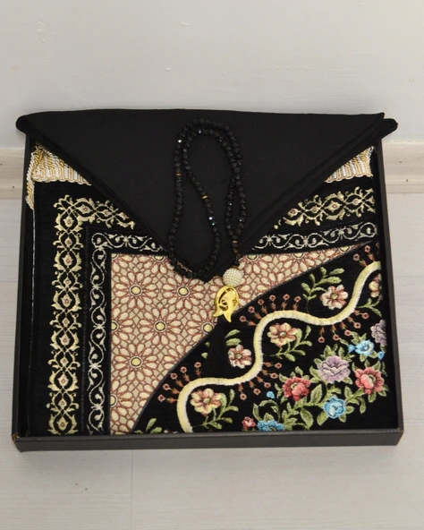 Çeyizlik Hediyelik Seccade Eşarp Tesbih Set – Kadife Astarlı Seccade, Eşarp, Kristal Tesbih Kutulu Lüks Hediye Seti - Resim 11