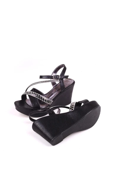 Le Guzzi 4715 Kadın 9 Cm Dolgu Topuk Taş Detaylı Cilt Sandalet - 5