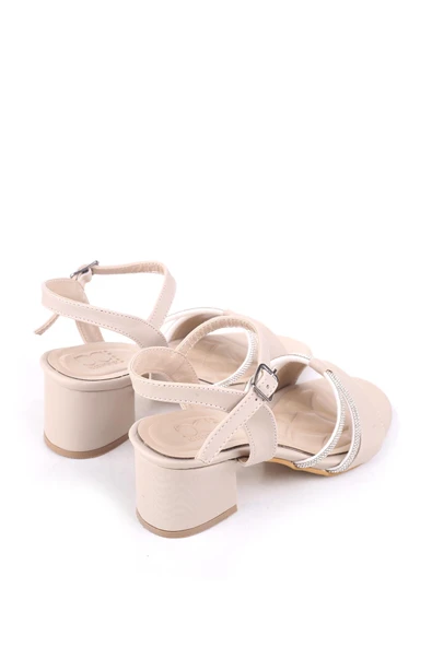 Papuç Sepeti 411 Kadın Taş Detaylı 6 Cm Topuklu Sandalet Ayakkabı - 12