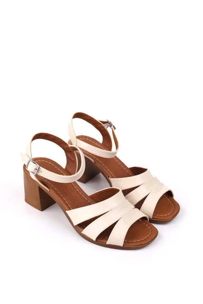 Papuç Sepeti 1721 Kadın 7 Cm Kare Topuklu Rahat Yazlık Ayakkabı ürün görseli 1