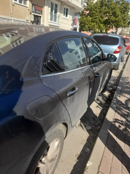 MEGAN 4 SEDAN KELEBEK CAM IZGARASI - Resim 3