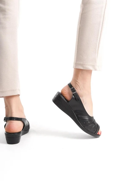 Papuç Sepeti 4567 Kadın Ortopedik Günlük Sandalet - Resim 3