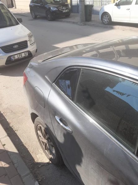 MEGAN 4 SEDAN KELEBEK CAM IZGARASI - Resim 2
