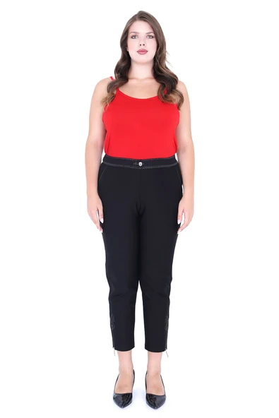 Ekstra Battal Dar Paça Toparlayıcı Yüksek Belli Paçası Kelebek İşleme Beli Lastikli Kadın Pantolon ürün görseli