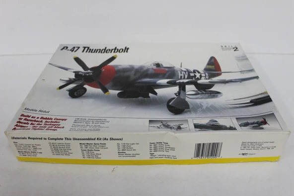 P-47 Thunderbold Avcı Bombardıman Uçağı Demonte Plastik Maketi - Resim 2