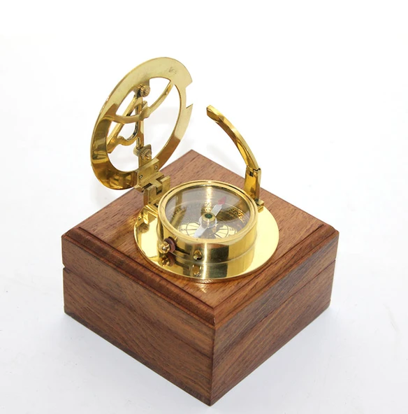 Ahşap Kutulu Pusula (Model 10) ürün görseli 1
