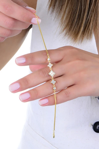 Gümüş altın yaldızlı sedef ve zirkon taşlı tria şans yıldızı yonca bileklik SGTL12916GOLD ürün görseli