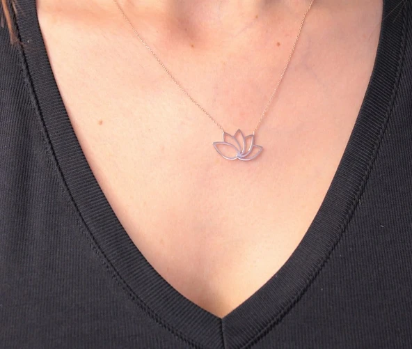 Gümüş Kolye - 925 Ayar Gümüş Kolye-Lotus Çiceği Uğur Kolyesi-Hediye Lotus Çiçeği Gümüş Kolye