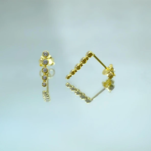 Gümüş Küpe - 925 Ayar Sıra Taşlı Modern Tasarım Zirkon Taşlı Gümüş Küpe - 2