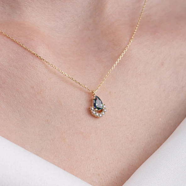 Gümüş Kolye - 0.50 Karat Mistik Topaz Damla Ay Tasarım Doğal Taşlı 925 Ayar Gümüş Kolye ürün görseli 1