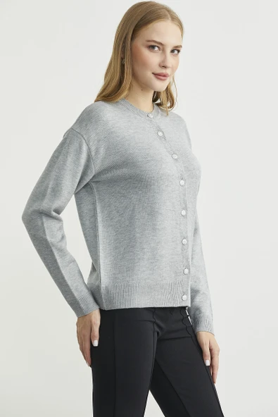 Düğme Detaylı Sıfır Yaka Triko Hırka - Gri - Resim 5