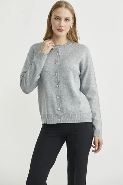 Düğme Detaylı Sıfır Yaka Triko Hırka - Gri - Resim 3