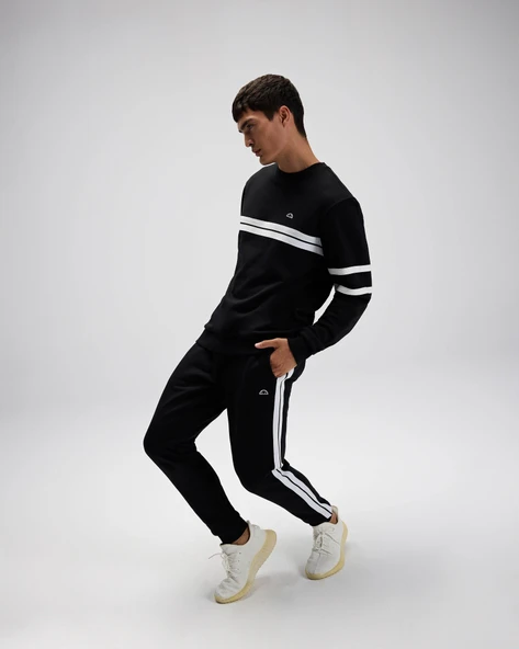 Ellesse Erkek Sweatshirt EM618-BK Black Black M - Resim 4