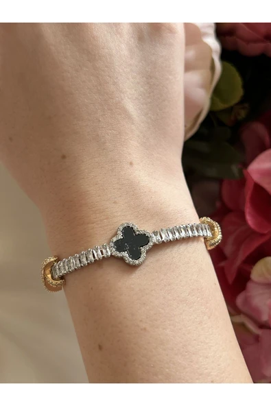 Atelier Emine Siyah Yonca Detaylı Baget Bileklik