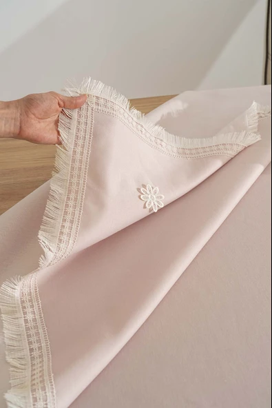 Silvio Pudra Güpür Çiçekli Masa Örtüsü 160x220 cm - Resim 6