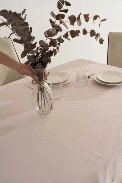 Silvio Pudra Güpür Çiçekli Masa Örtüsü 160x220 cm - Resim 5