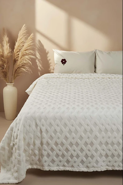 Leona Jakarlı Raşel Geometrik Çift Kişilik Punch Yatak Örtüsü ürün görseli 1