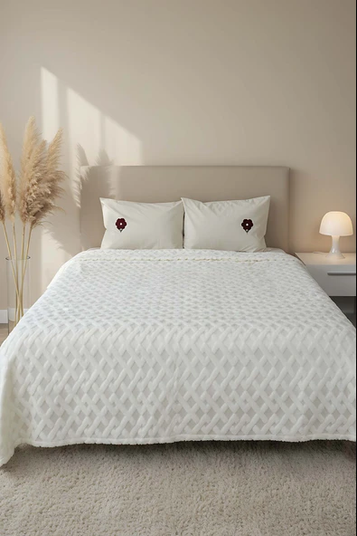 Leona Jakarlı Raşel Geometrik Çift Kişilik Punch Yatak Örtüsü - Resim 2