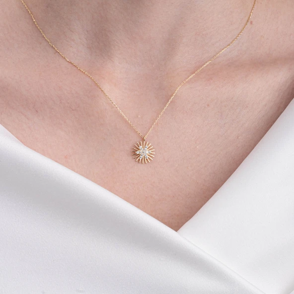 Altın Kolye - Aşk Pusulası Tarz Taşlı Modern Tasarım 14 Ayar Altın Kolye - Aşk Pusulası Şans Kolyesi - 3