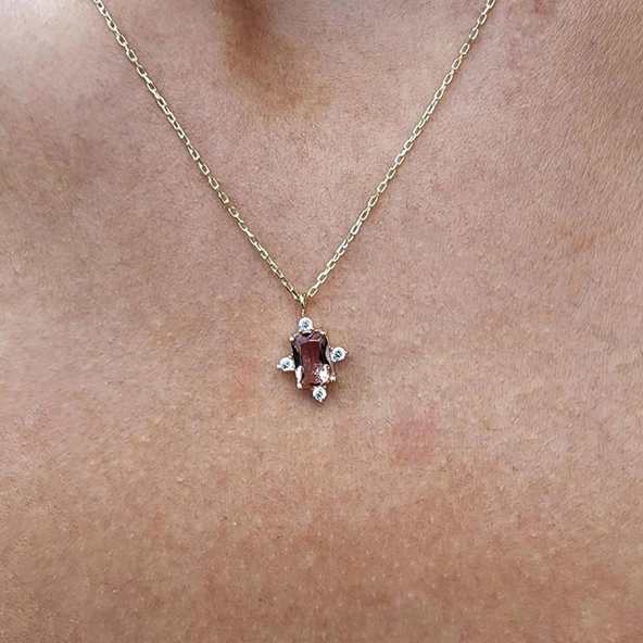 Altın Kolye - 1.25 CT Zultanit 0.25 CT Swarovski Taşlı Dikdörtgen Tasarım 14 Ayar Altın Kolye - Resim 3