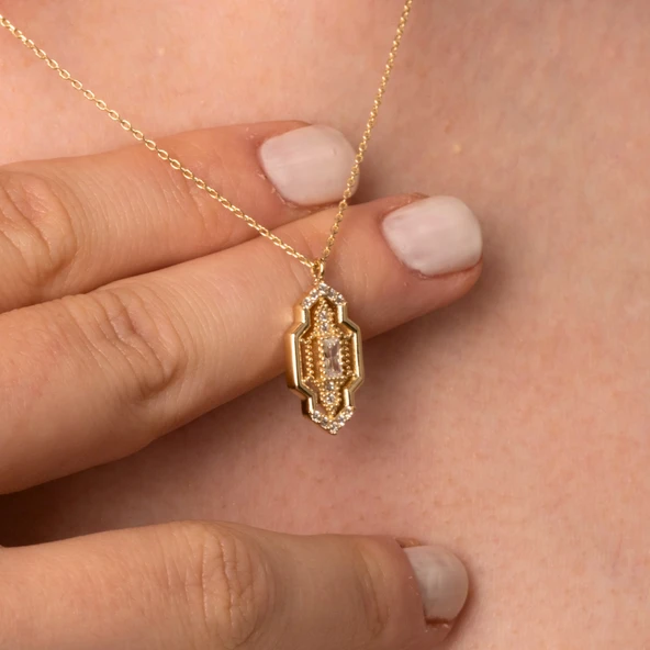 Altın Kolye - Baget Taşlı Şık Tasarım 14 Ayar Altın Kolye - 5