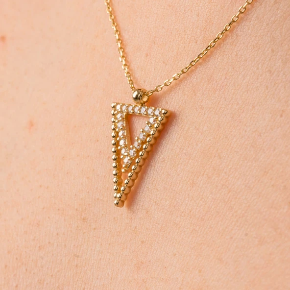 Altın Kolye - Üçgen Tasarımı Pırlanta İhtişamı Modern Tarz 14 Ayar Altın Kolye - Resim 7