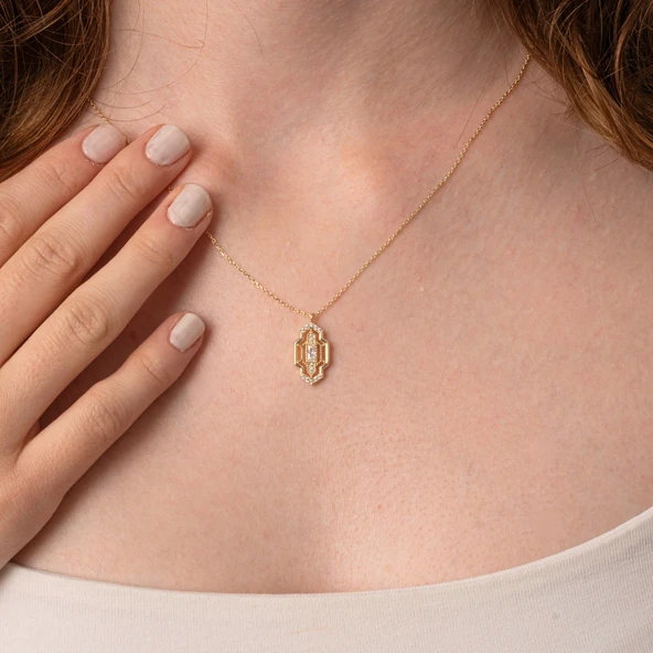 Altın Kolye - Baget Taşlı Şık Tasarım 14 Ayar Altın Kolye - 3