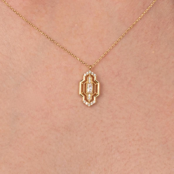 Altın Kolye - Baget Taşlı Şık Tasarım 14 Ayar Altın Kolye