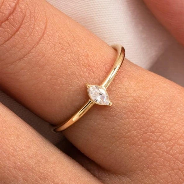 Tektaş Altın Yüzük - 14 Ayar Altın Markiz Zirkon Taşlı Minimal Tek Taş Altın Yüzük - Hediyelik - 4