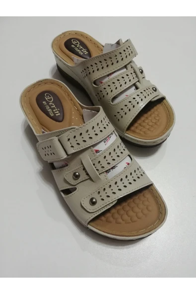 Foxter Kadın Krem Ortopedik Terlik ürün görseli 1