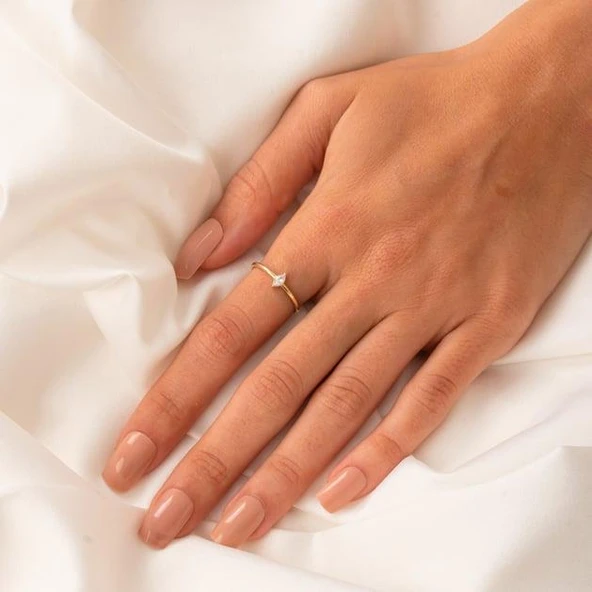 Tektaş Altın Yüzük - 14 Ayar Altın Markiz Zirkon Taşlı Minimal Tek Taş Altın Yüzük - Hediyelik - 6