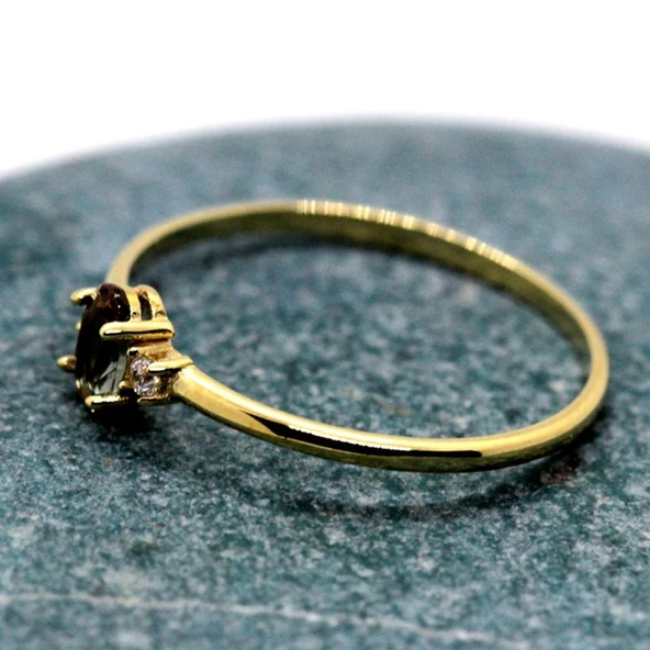 Altın Yüzük - 14 Ayar Altın Oval Tria 0.70 Ct Zultanit Taşlı Minimal Evlilik Teklifi Yüzüğü - Resim 5