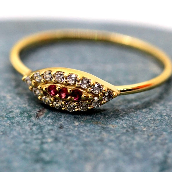 Minimal Altın Yüzük - 14 Ayar Altın Mekik Göz Yakut Taşlı Minimal Kadın Yüzük - Sevgiliye Yüzük - 9