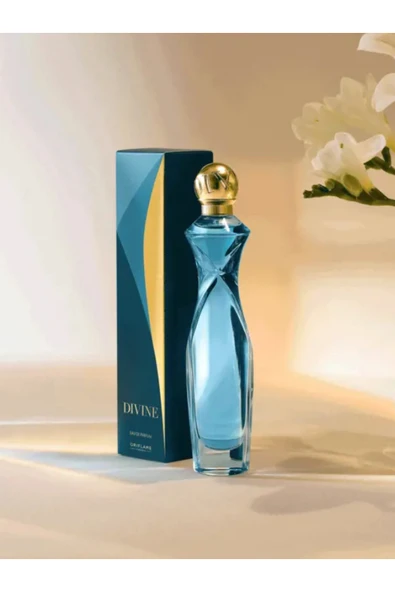 Oriflame Divine EDP 50 ml Kadın Parfümü - Kalıcı ve Zarif Kokusu