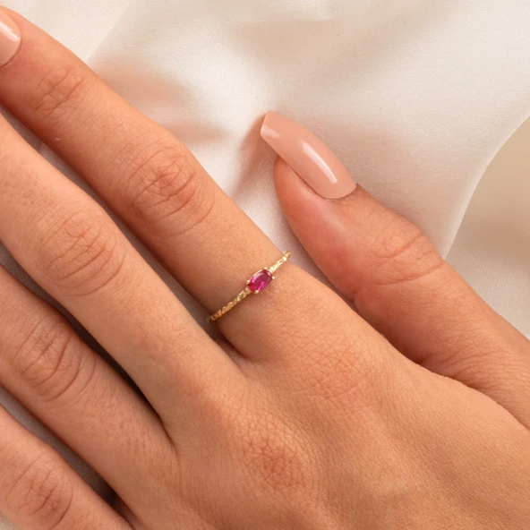 Minimal Altın Yüzük - 14 Ayar Altın Ruby Taşlı Eskitme Minimal Tektaş Evlilik Teklifi Yüzüğü - Resim 6
