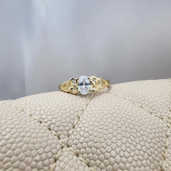 Evlilik Teklifi Altın Yüzük - 14 Ayar Altın Oval 0.60 Karat Zirkon Taşlı Mininal Tektaş Yüzük - 6