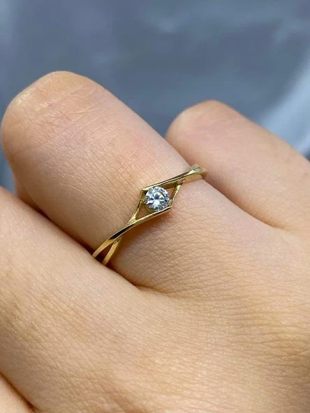 Tektaş Altın Yüzük - 8 Ayar Altın Sonsuzluk 0.50 Karat Zirkon Taşlı Minimal Tek Taş Yüzük - Resim 5